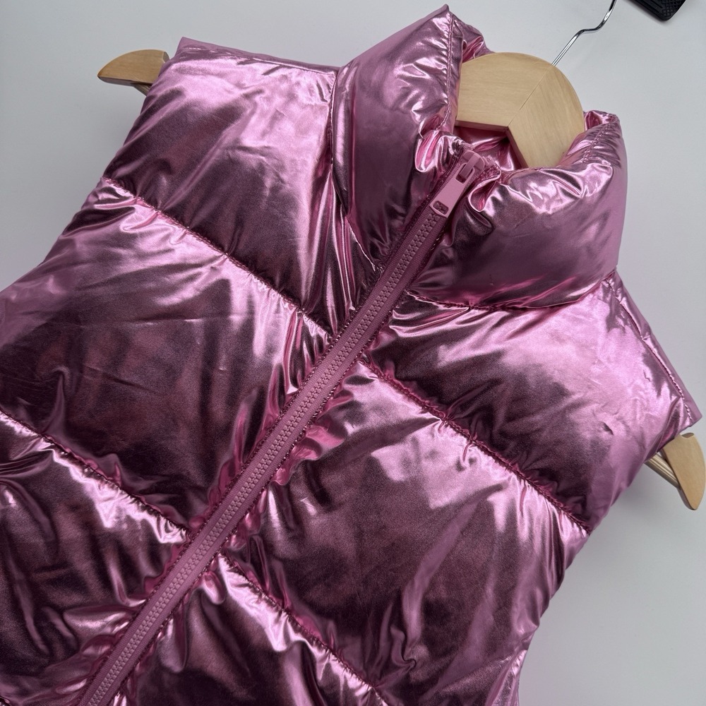 No Boundaries Metallic Puffer Vest Womens XS 0-2 Pink Shiny Foil Padded Zip Up